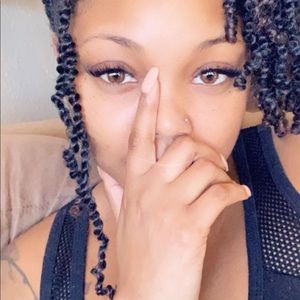 Meet your Posher, Alexsia